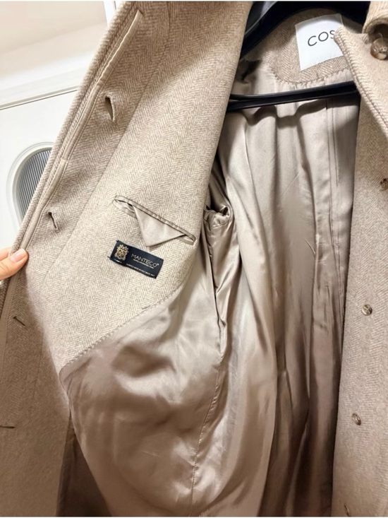 COS Oversized Rounded Wool Coat - Picture 4 of 6